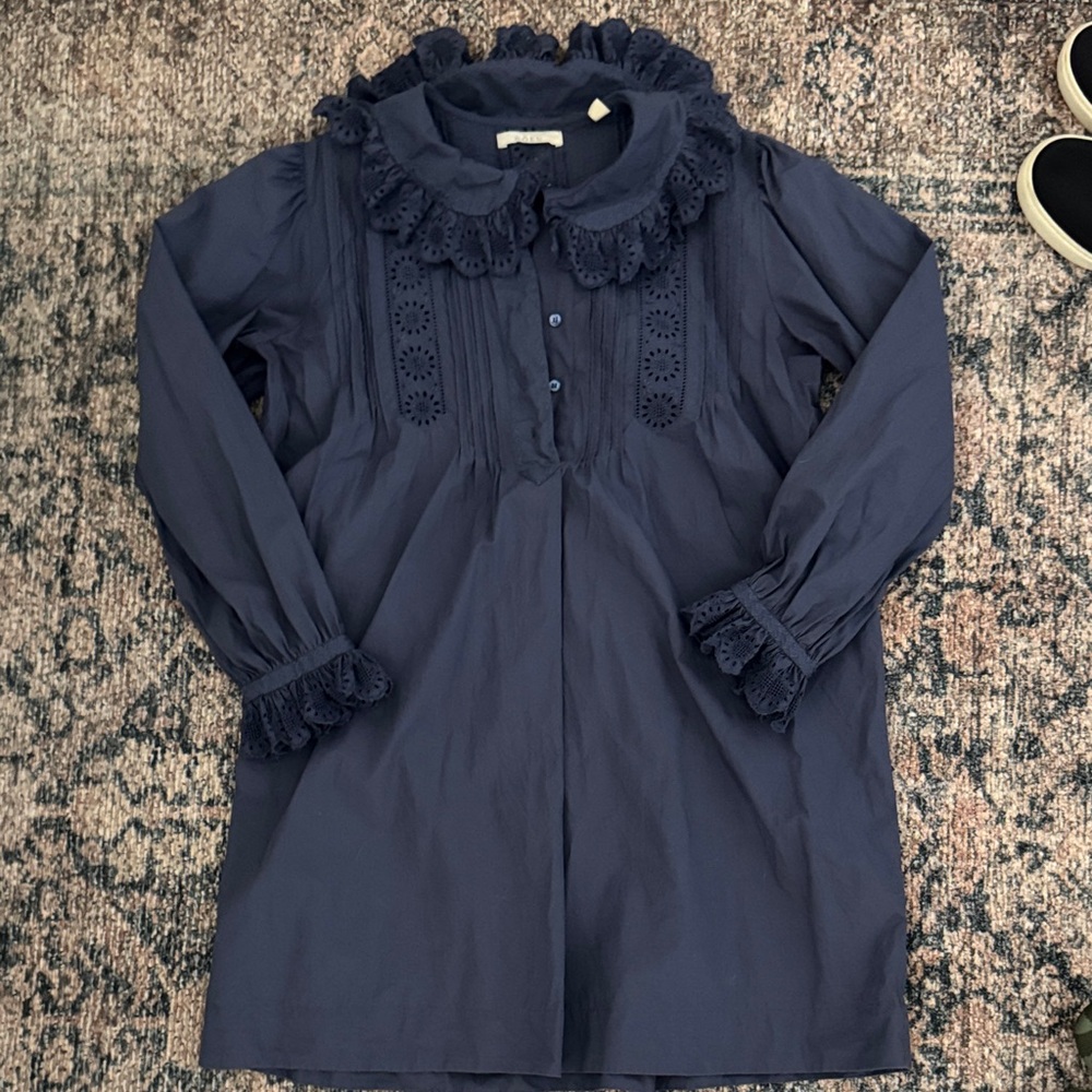 Doen Navy Blue Mini Dress with Lace Details